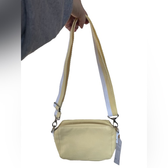 NWT Thirty-One Yellow Purse. - Picture 7 of 14